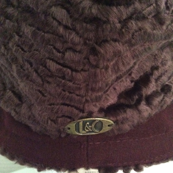 Lillie & Cohoe German faux fur Chelsea hat - Picture 5 of 9